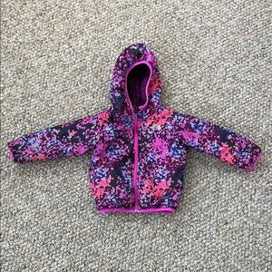 The North Face Reversible Toddler Puffer Jacket – Pink & Purple Print 3T